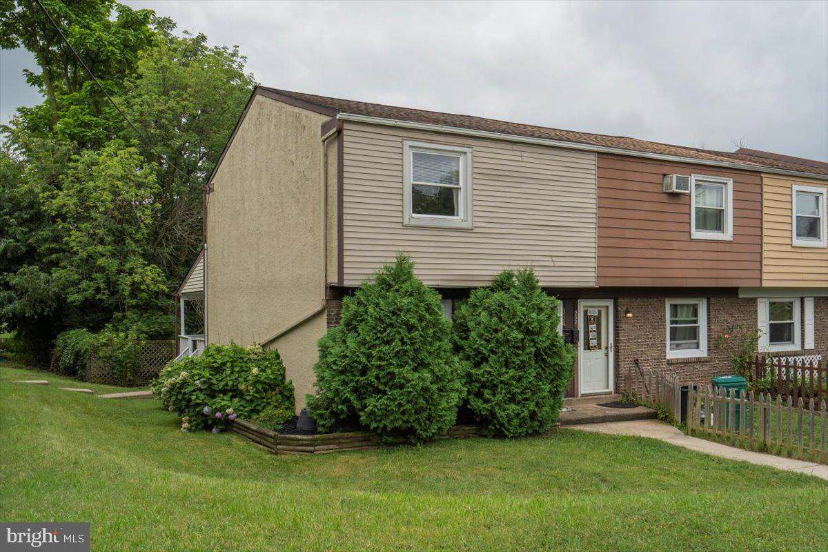 334 Lemon Street - Photo 1