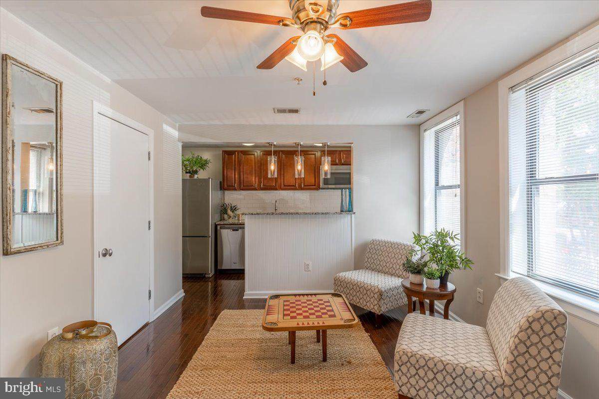 3900-3902 14TH Street - Photo 1