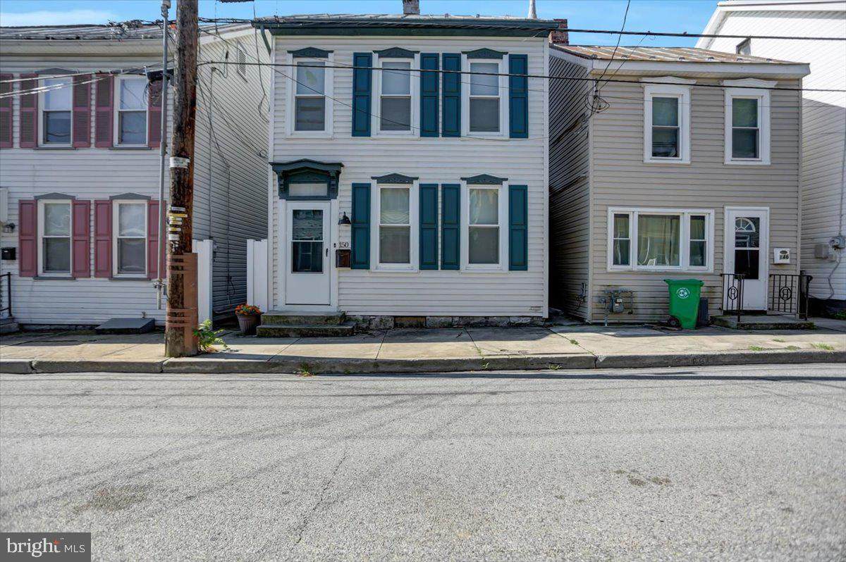 150 Penn Street - Photo 1