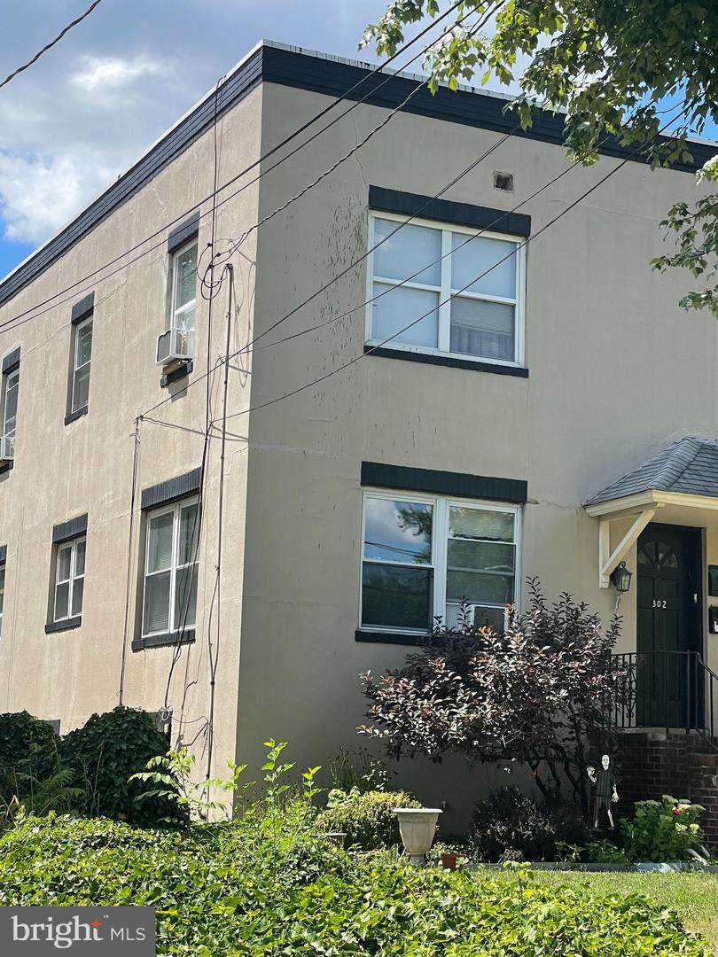 302 Cattell - Photo 1