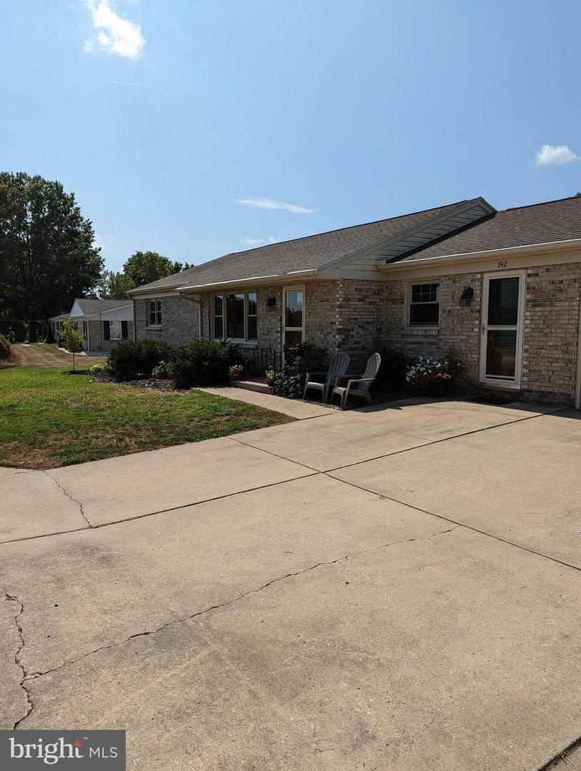 742 Stoverstown Road - Photo 1