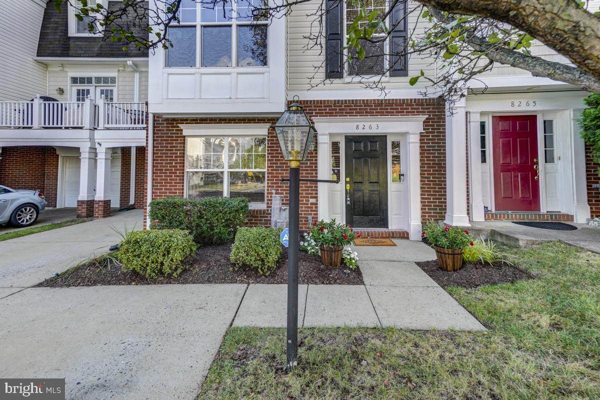 8263 Glade Bank Drive - Photo 1