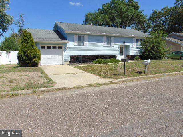 13 Garfield Boulevard - Photo 1