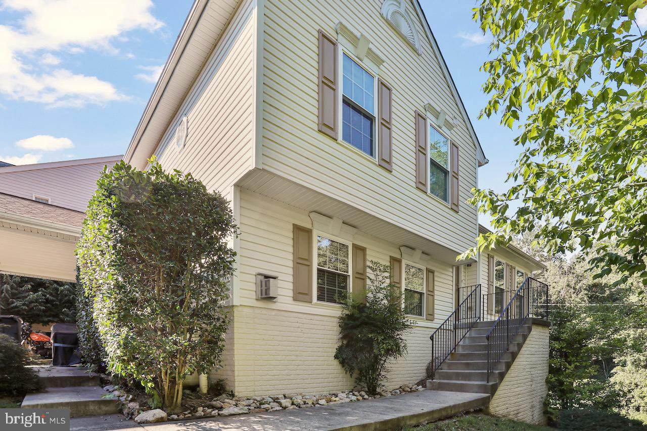 719 Brunswick Street - Photo 1