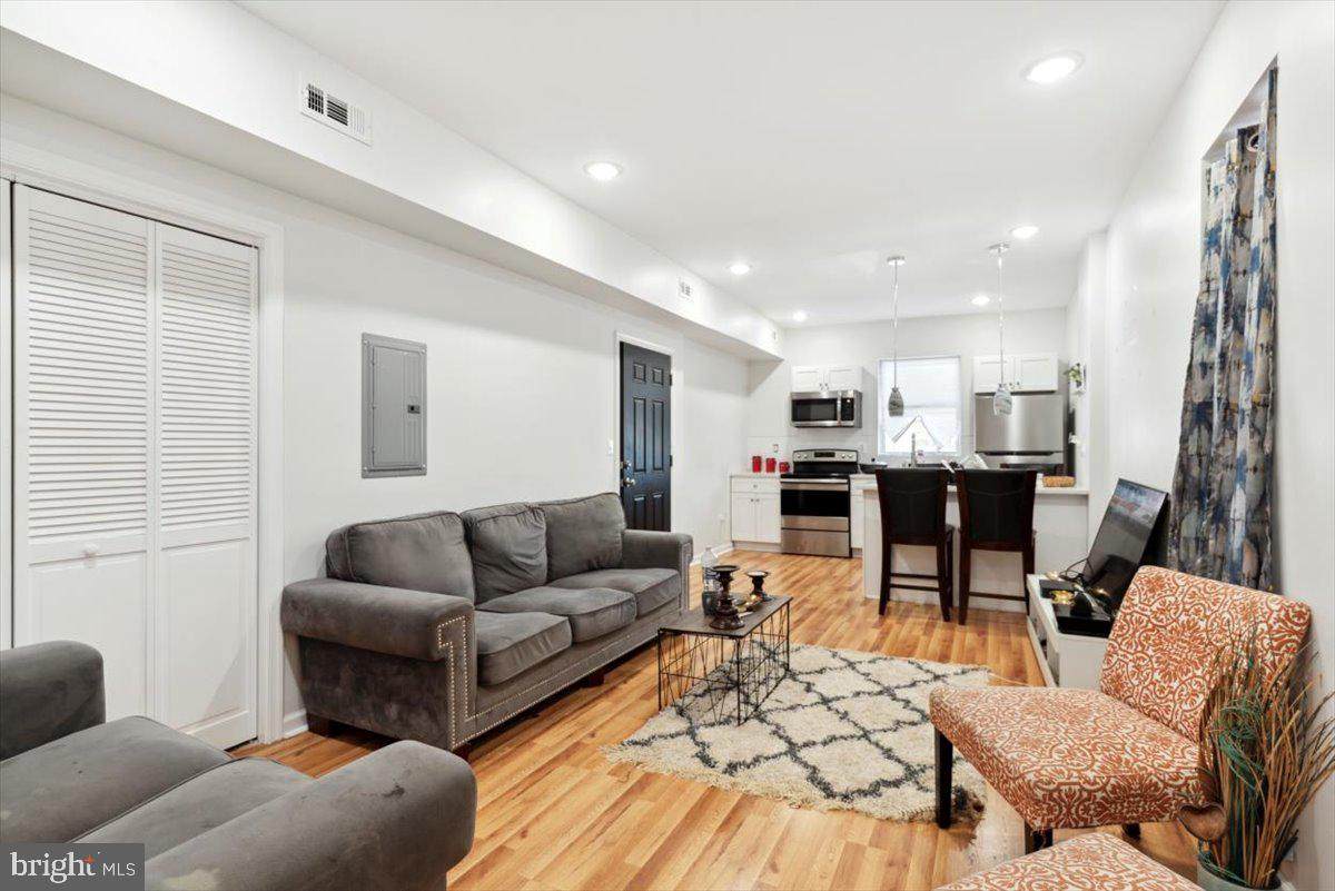 4028 Westminster Avenue - Photo 1