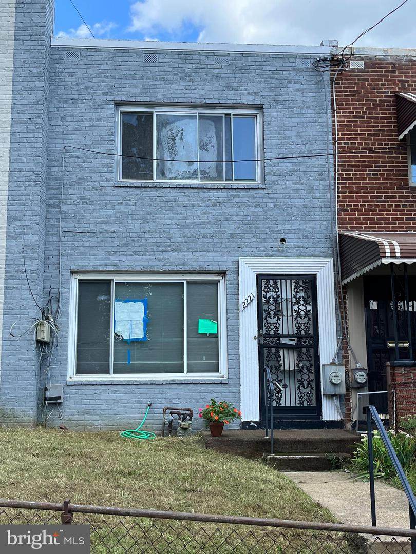 2221 15TH Street - Photo 1