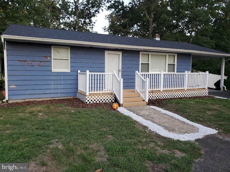 1002 Lakeshore Drive - Photo 1