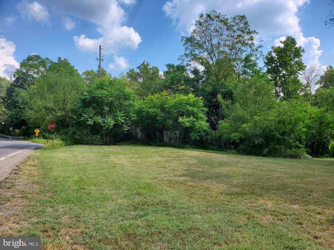 426 Monocacy Creek Road - Photo 1