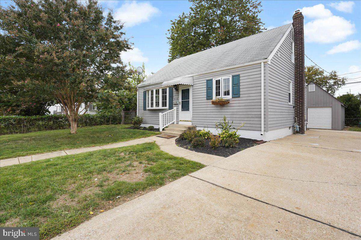 313 Olga Road - Photo 1