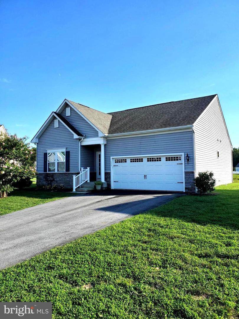 609 Maidstone Court - Photo 1