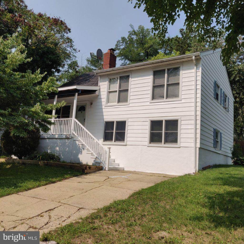 215 2ND - Photo 1