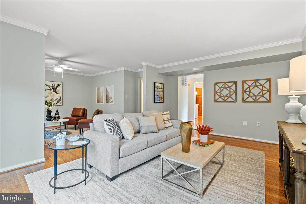 913 Moorefield Hill Grove - Photo 1