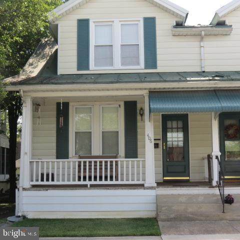 406 6TH STREET - Photo 1