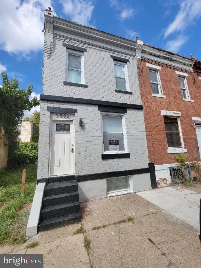 2806 Taylor Street - Photo 1