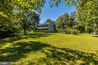 5518 Camelot Court - Photo 1