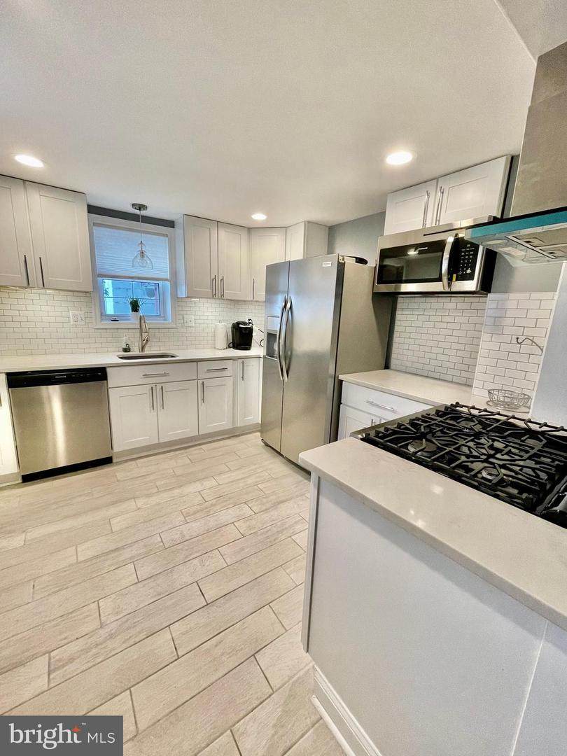 2540 Fait Avenue - Photo 1