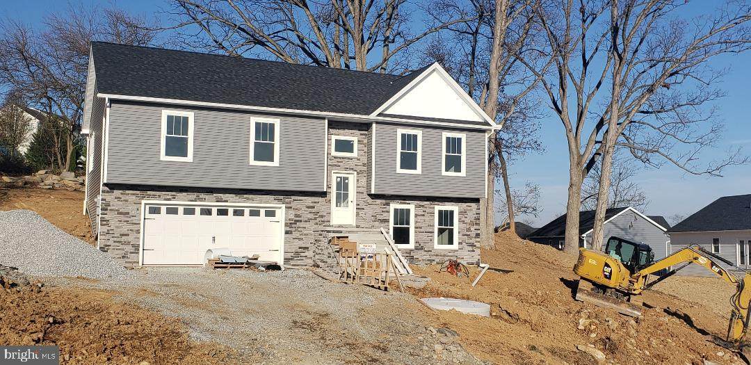 10165 Hunters Ridge Drive - Photo 1