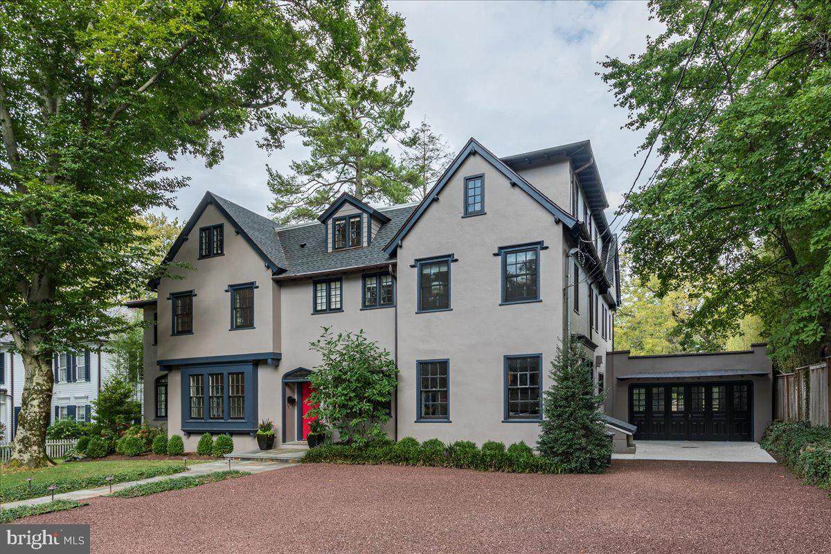 29 Cleveland Lane - Photo 1