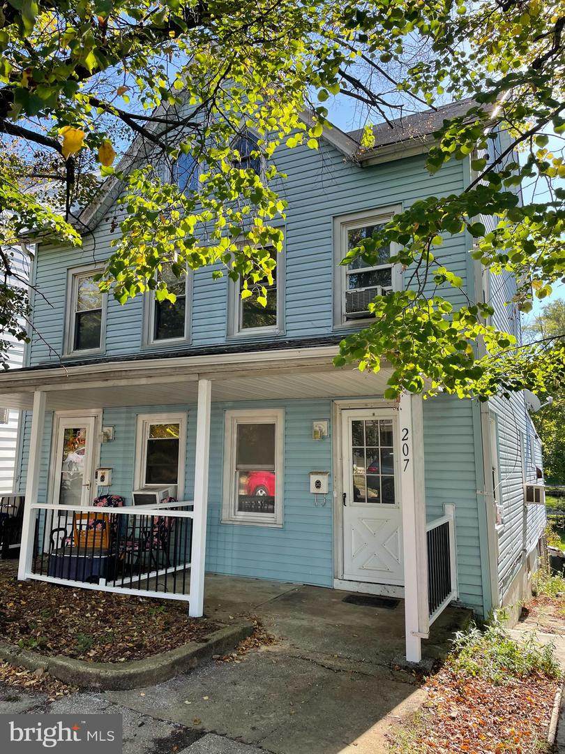 207 Main Street - Photo 1