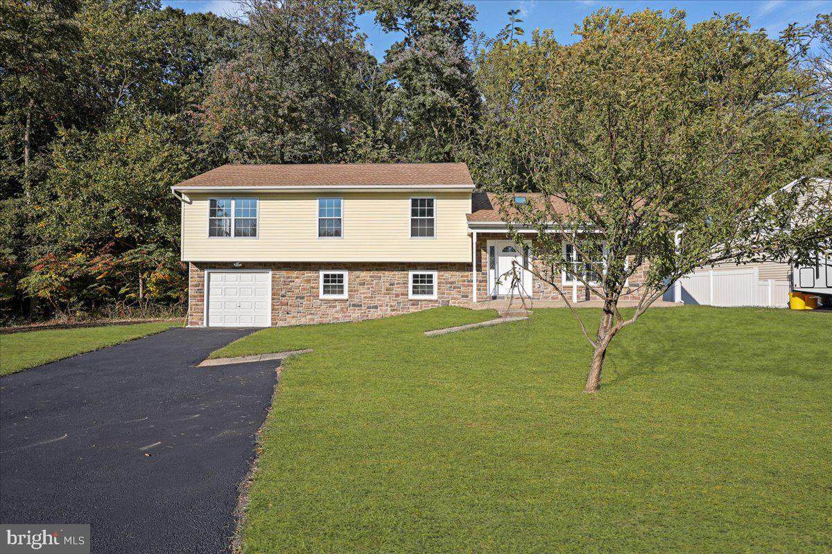 6 Stowman Drive - Photo 1