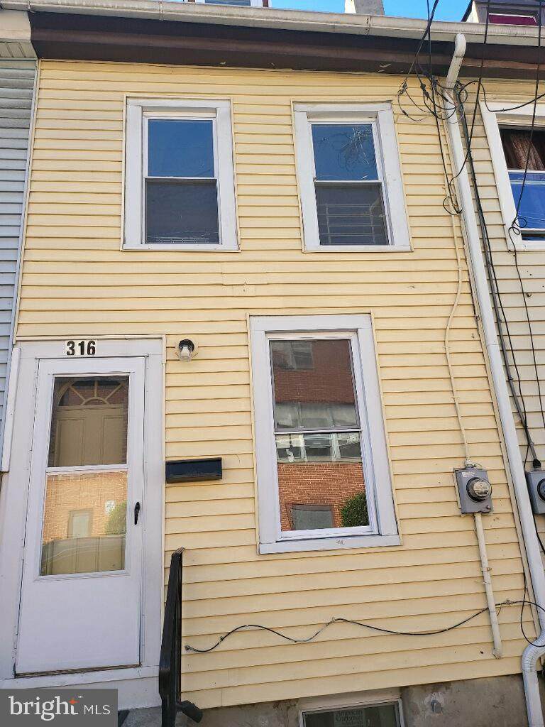 316 Ridgeway Street - Photo 1