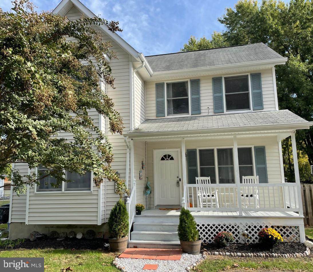 859 Selby Boulevard - Photo 1