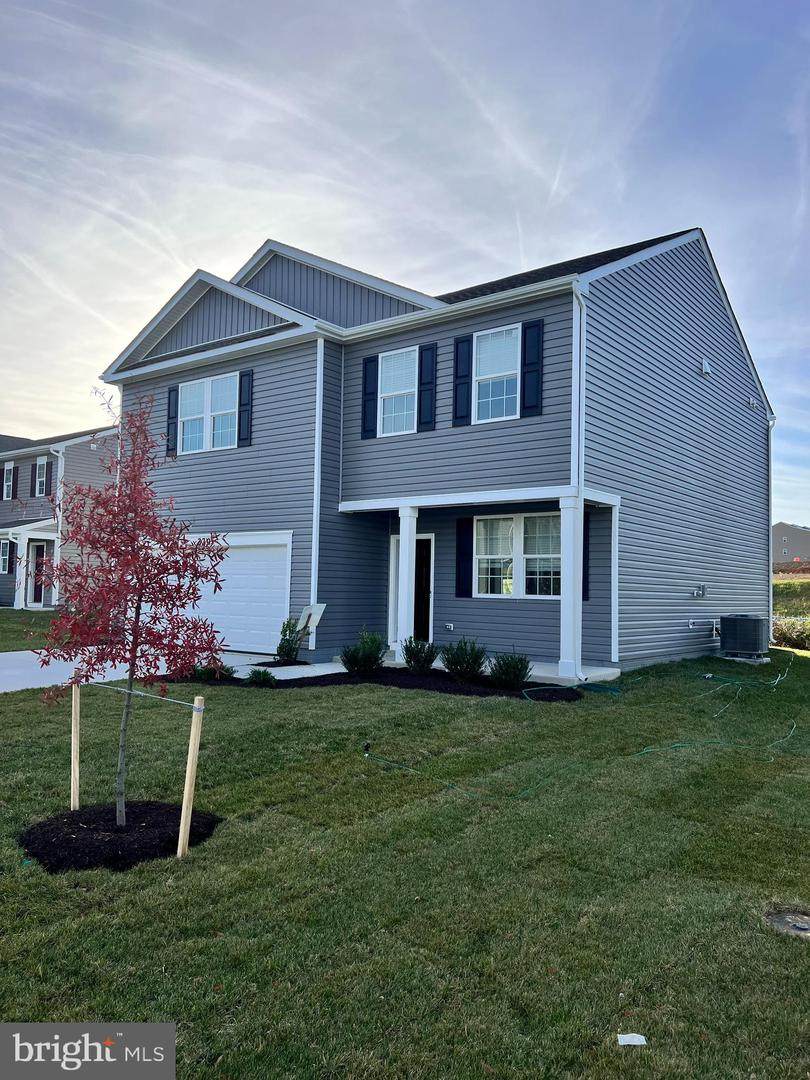215 Saber Drive - Photo 1