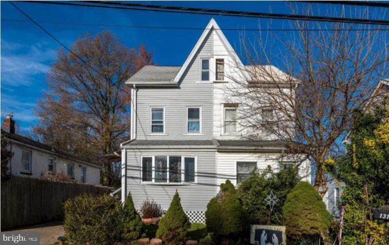 129 Blake Avenue - Photo 1