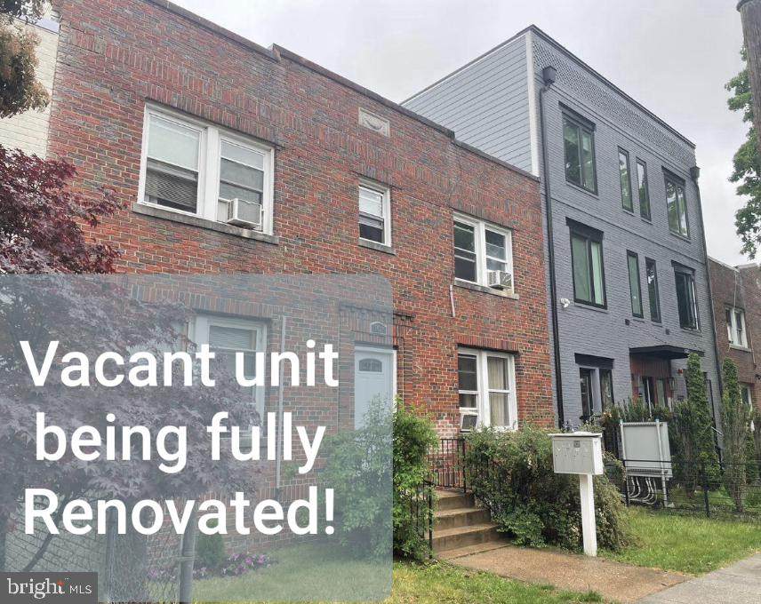 1027 16TH Street - Photo 1