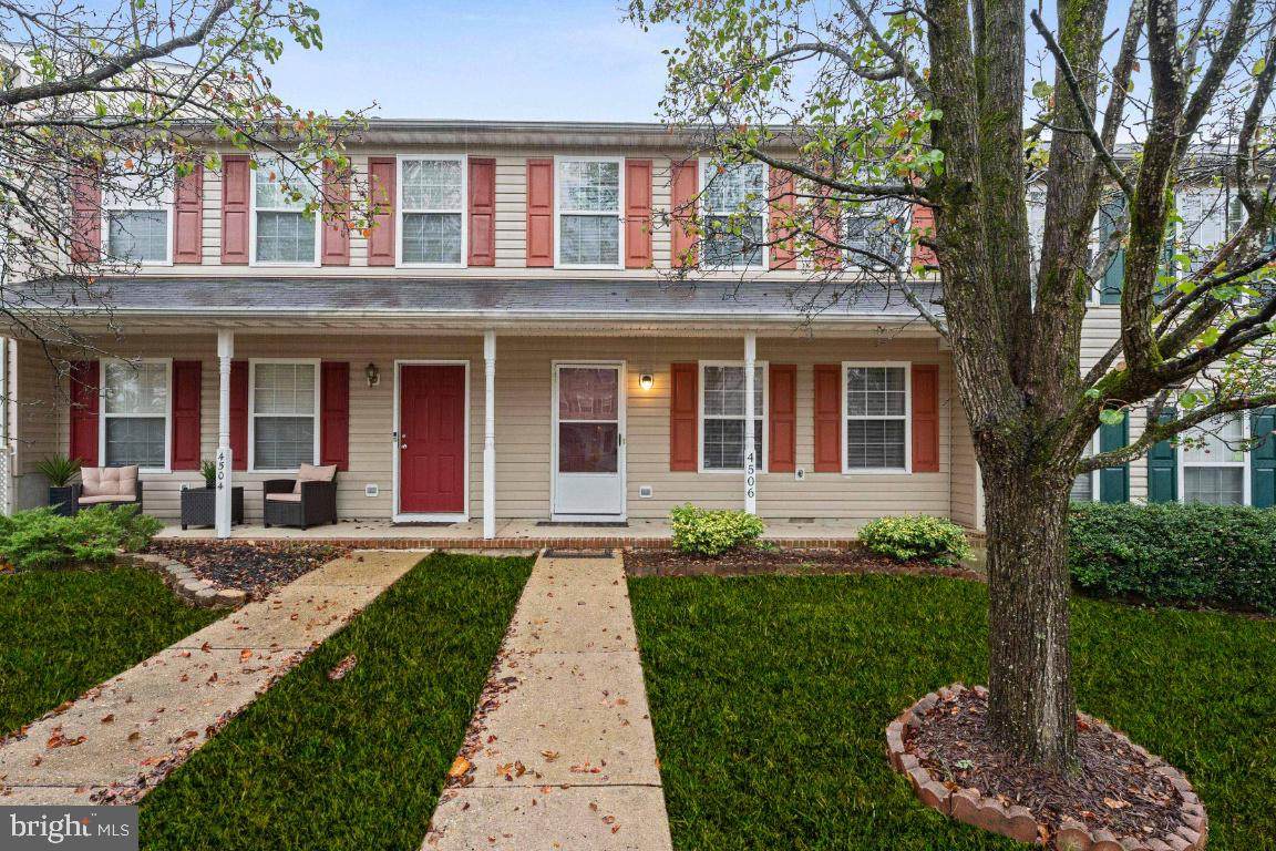 4506 Luau Court - Photo 1