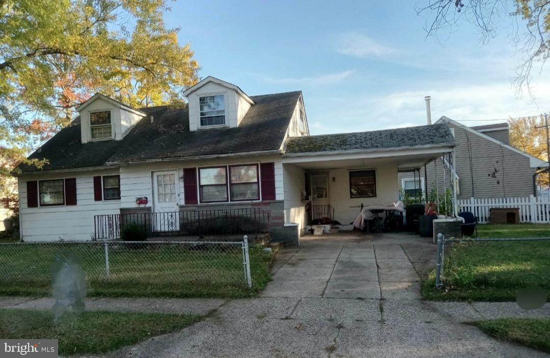 104 7TH Street - Photo 1