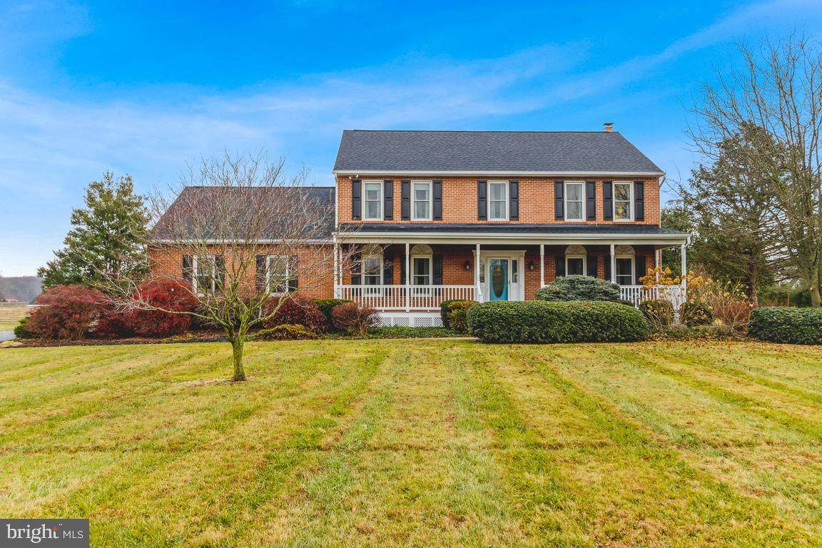 17300 White Plains Court - Photo 1