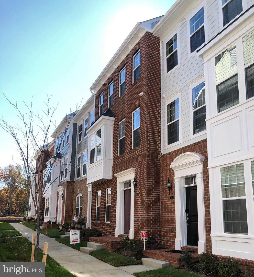 81 Jockey Drive - Photo 1