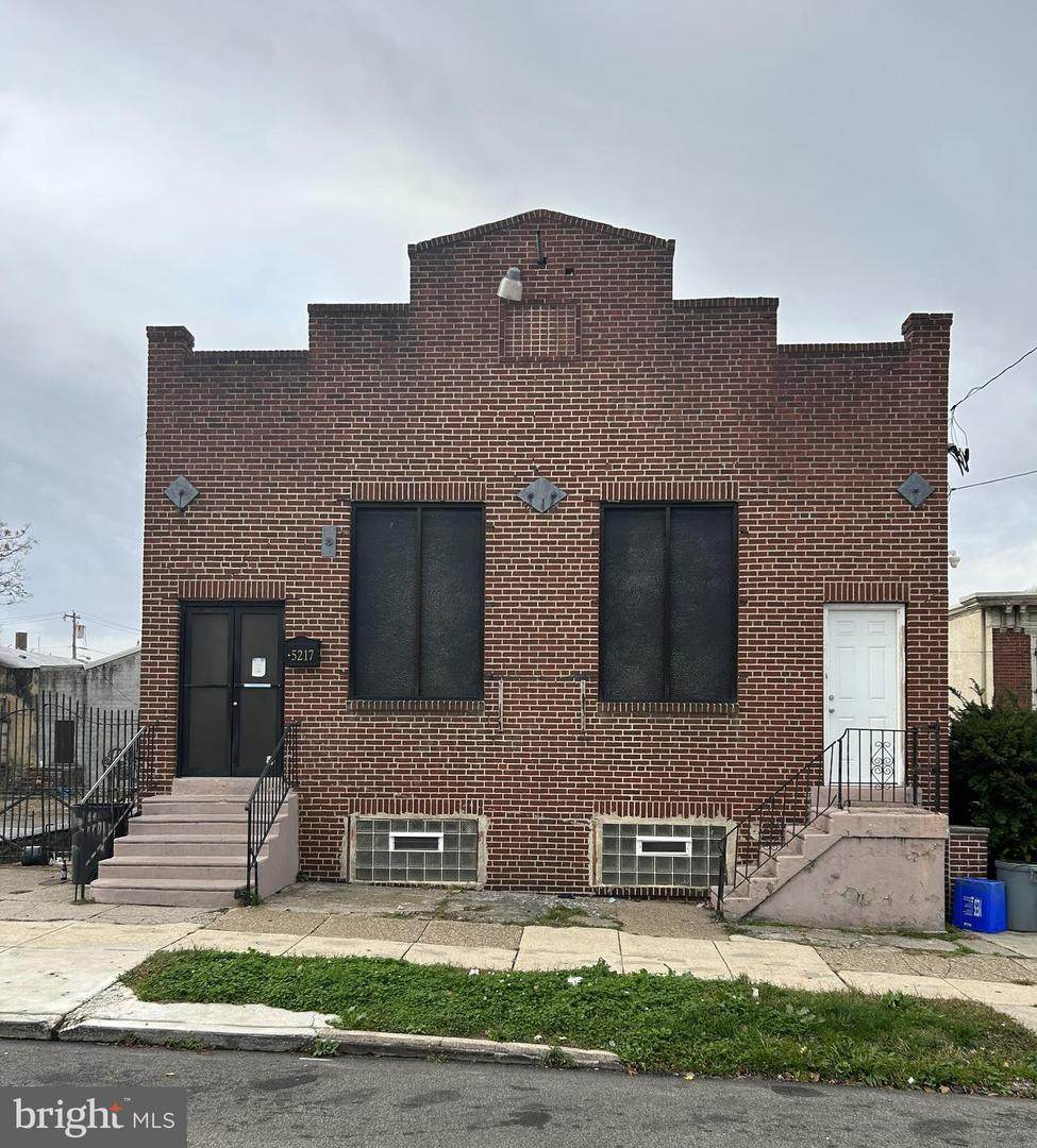 5217-19 Whitby Avenue - Photo 1