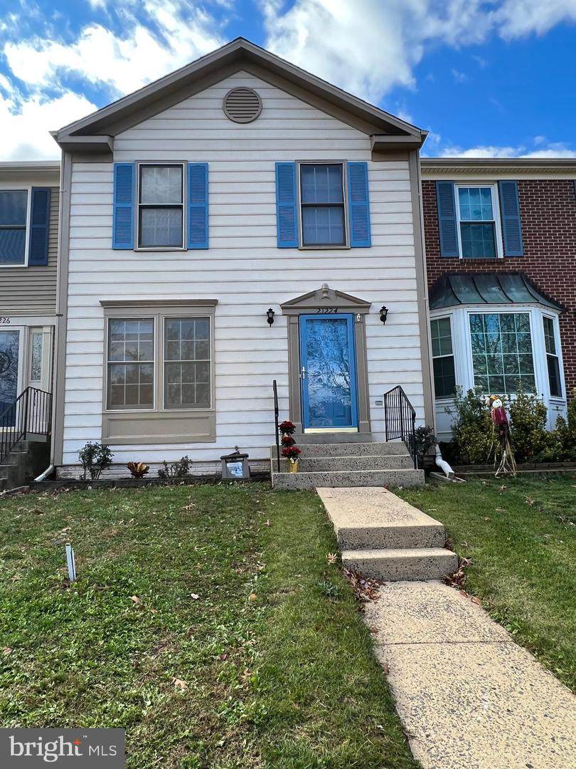 21224 Hedgerow Terrace - Photo 1