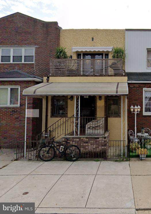 902 Johnston Street - Photo 1