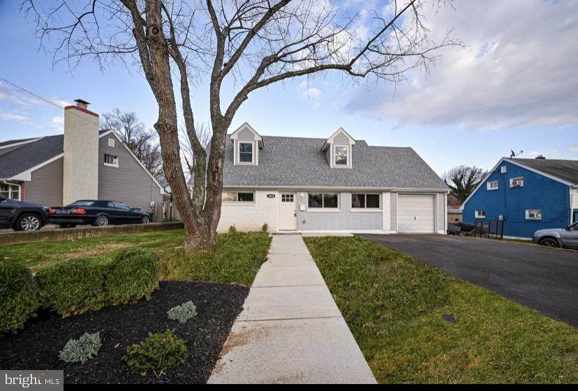 1004 Montgomery Road - Photo 1