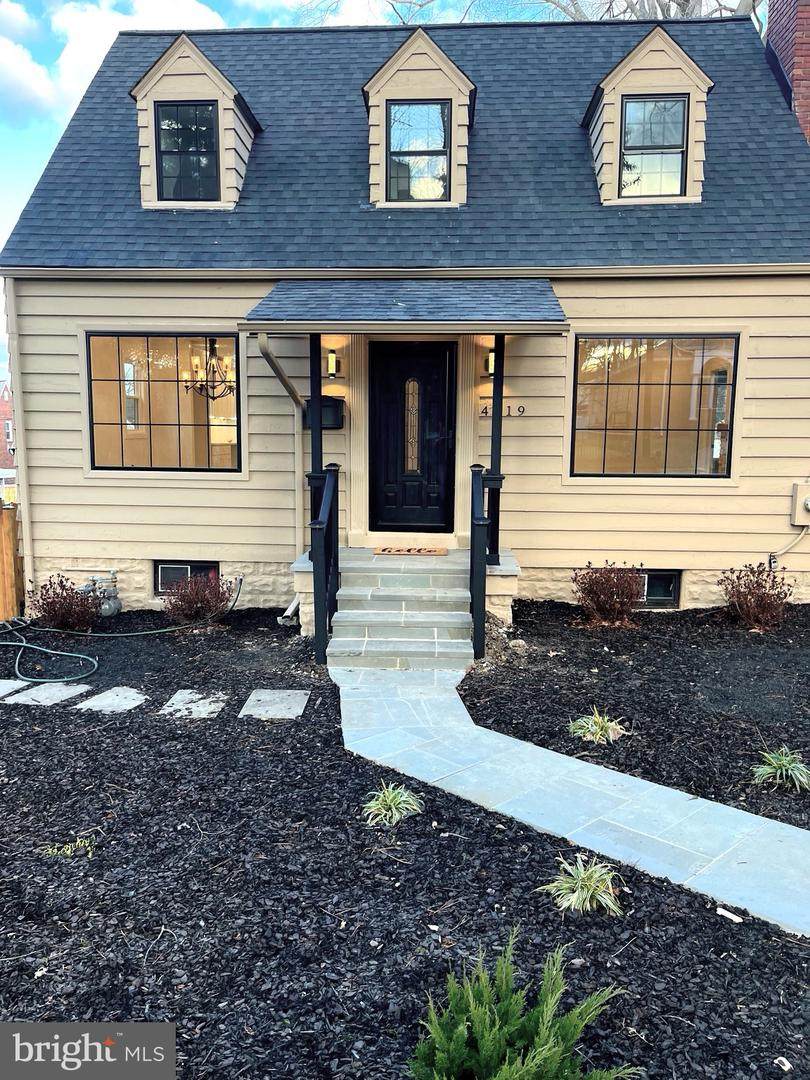 4519 Alabama Avenue - Photo 1