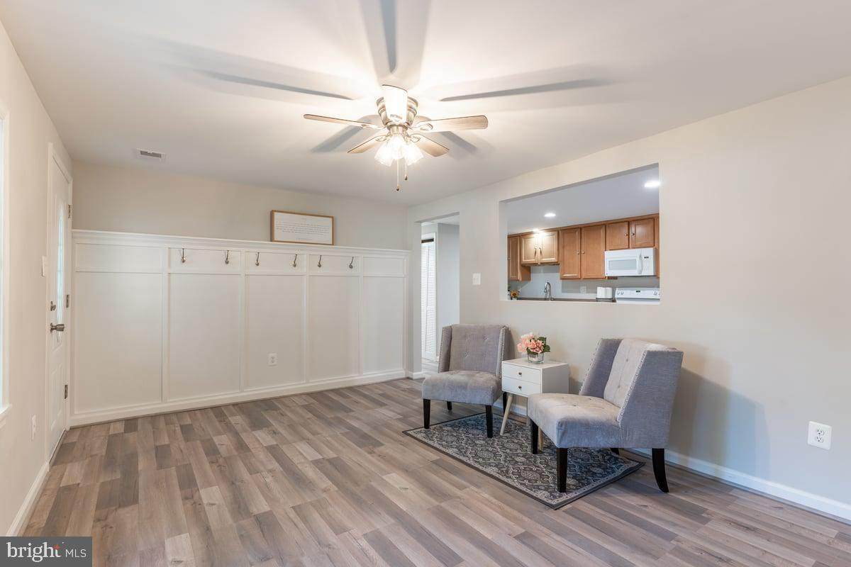 4007 Calvert Avenue - Photo 1