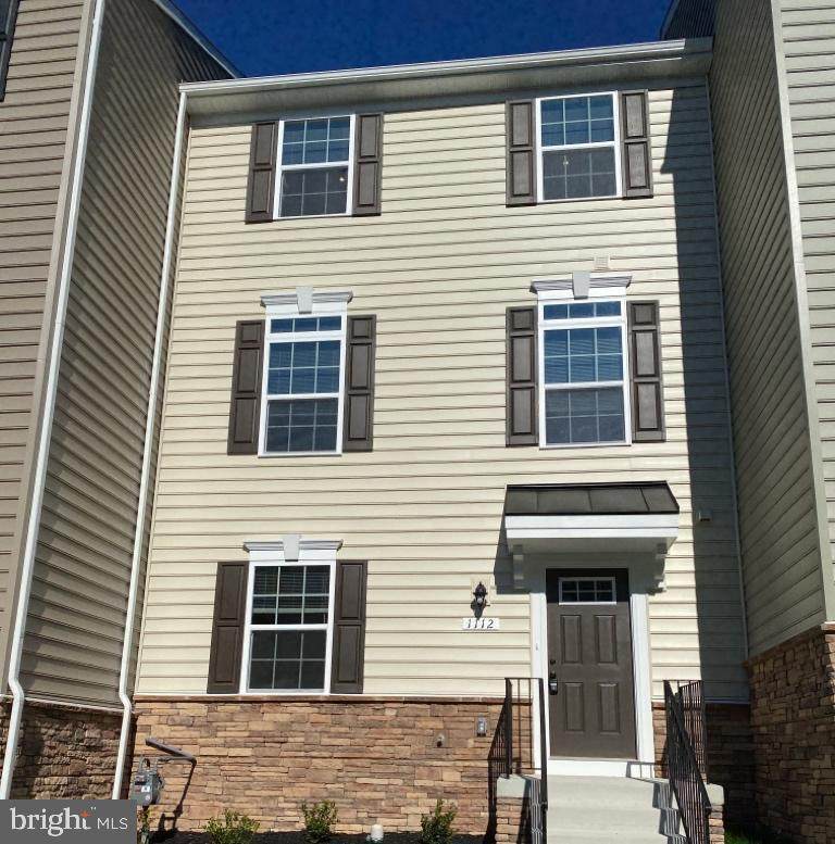 1112 Dovetail Circle - Photo 1