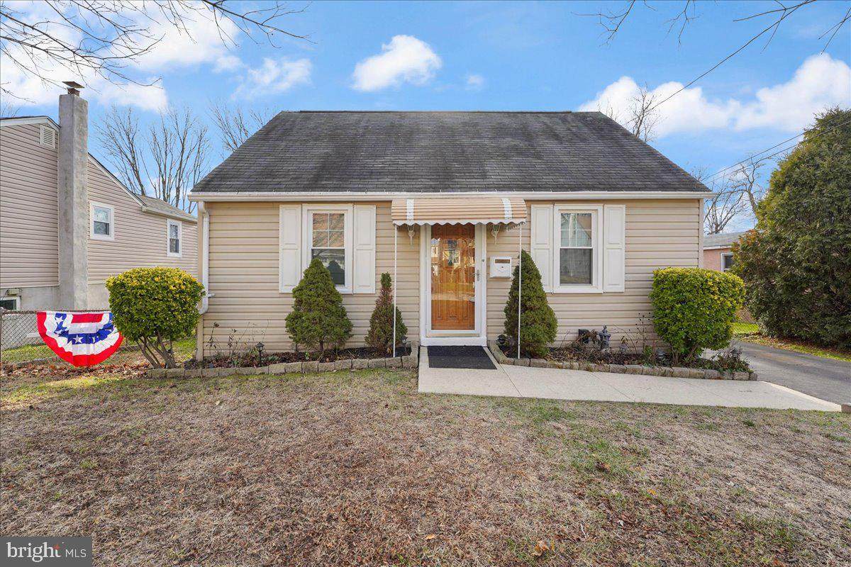 1012 Lawnton Terrace - Photo 1
