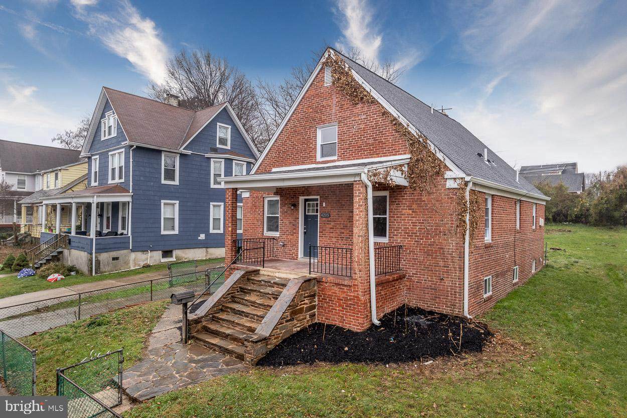 4205 Valley View Avenue - Photo 1