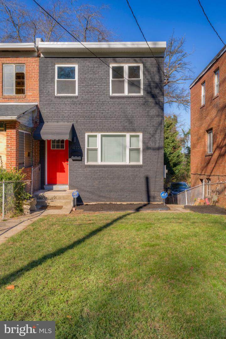 4120 Capitol Street - Photo 1
