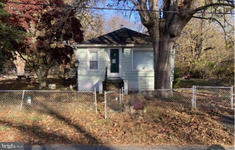 539 7TH Avenue - Photo 1