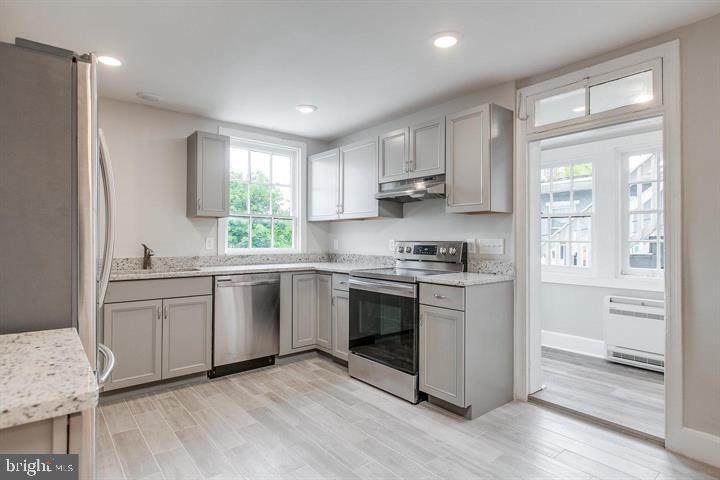 401 Market Street Unit #3 - Photo 1