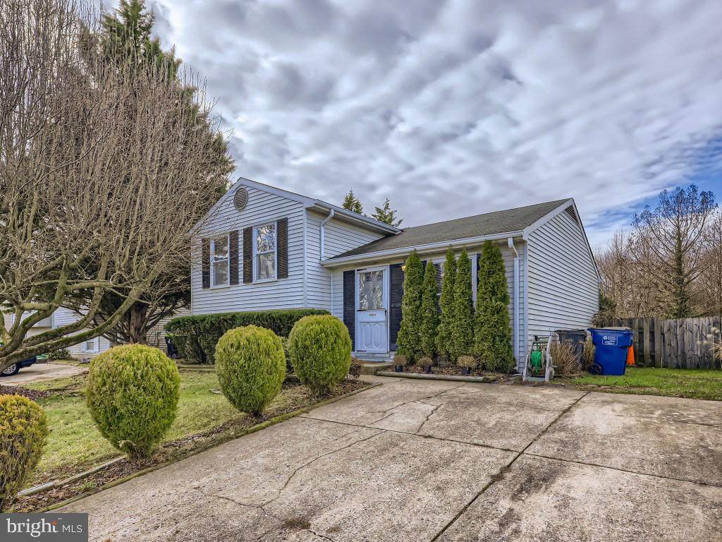 710 Woodbridge Center Way - Photo 1