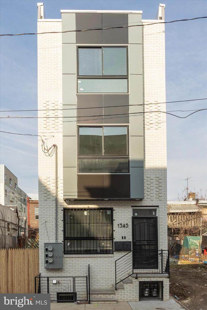 1343 York Street - Photo 1