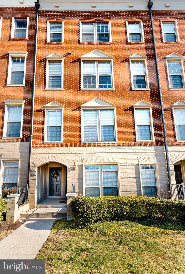 7971 Crescent Park Drive - Photo 1