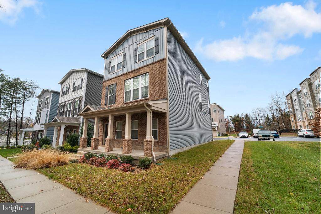 1521 Burnell Drive - Photo 1