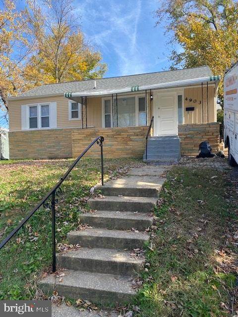 4903 55TH Avenue - Photo 1